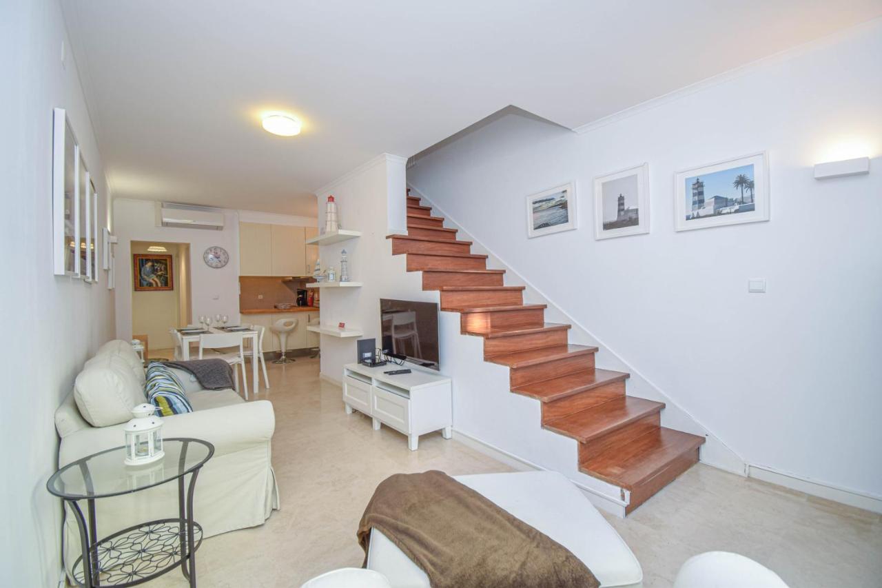 Central Family Apartment - 60 M From The Beach カスカイス エクステリア 写真