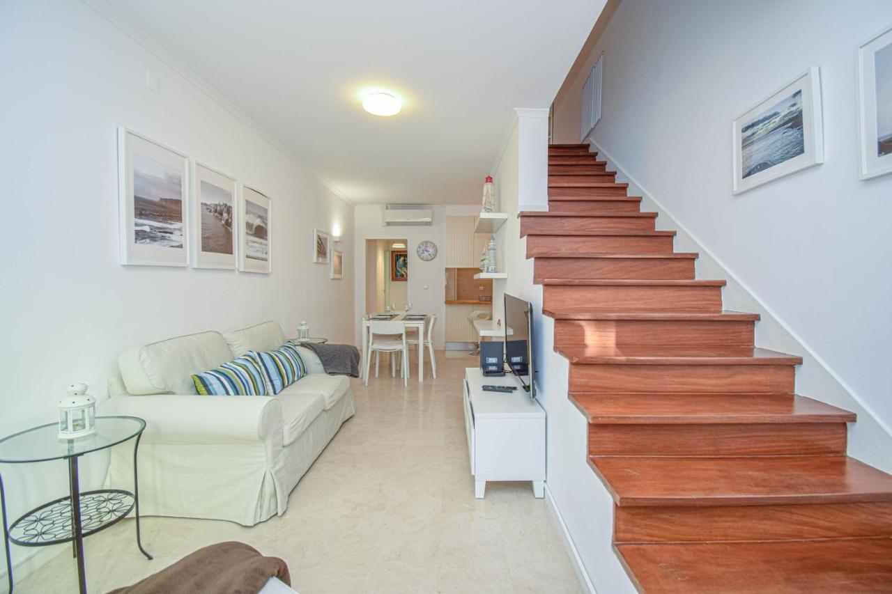 Central Family Apartment - 60 M From The Beach カスカイス エクステリア 写真