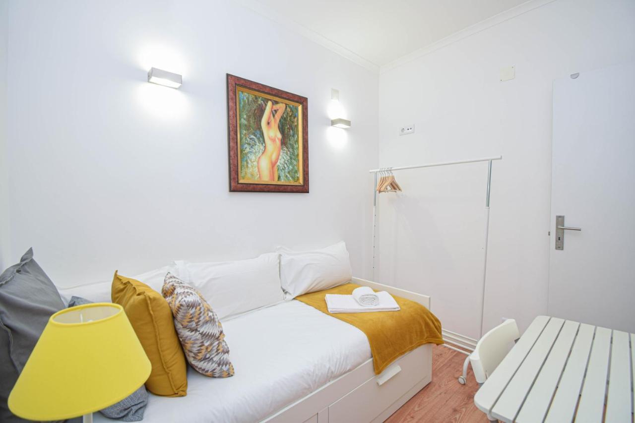 Central Family Apartment - 60 M From The Beach カスカイス エクステリア 写真